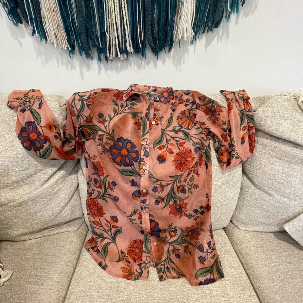 Women’s Guess Sheer Floral Button Blouse